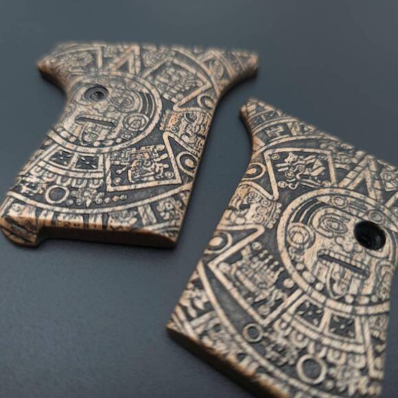 Seecamp LWS-25/32 Maple Grips - Aztec / Hand-painted