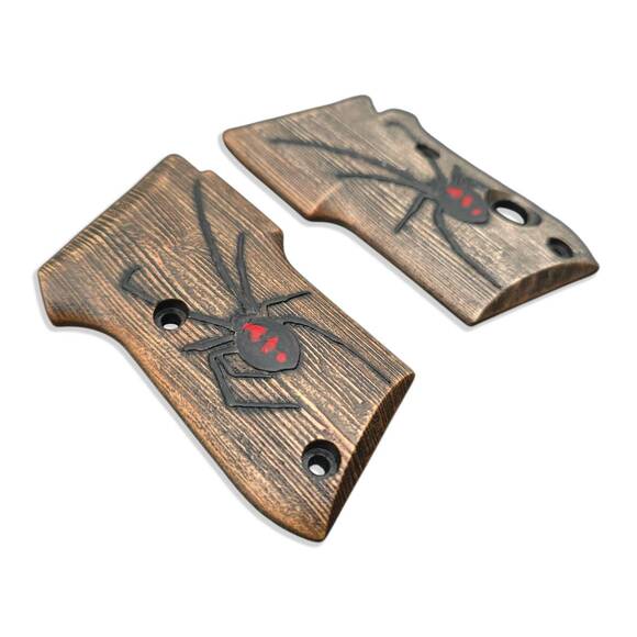Beretta 3032 Tomcat Maple Grips - Black Widow / Hand-painted