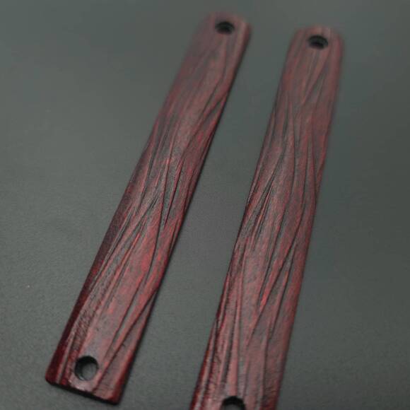 CRKT CEO Flipper maple handle scales - Fibers Dark Blood / hand-painted