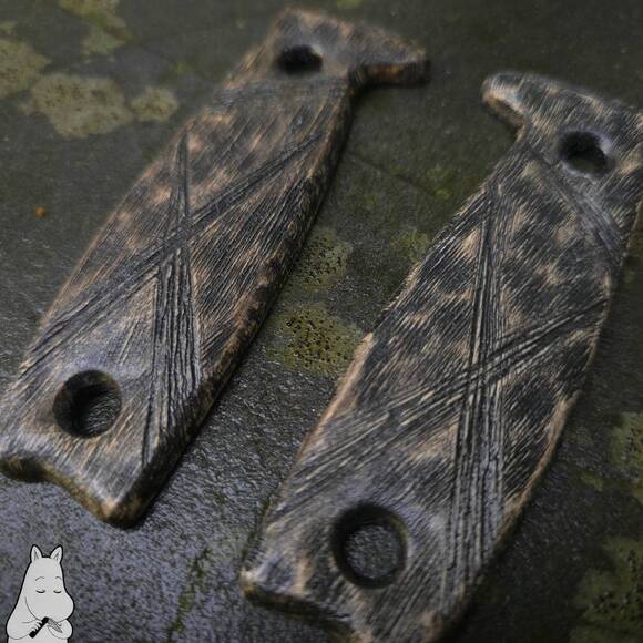 Old Chest - ESEE Model 3, Model 4 Knife Scales by Artur Soikkeli