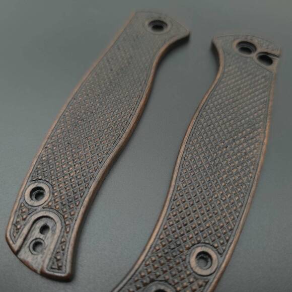 CIVIVI Incindie walnut handle scales - Classic V2 Dark / hand-painted