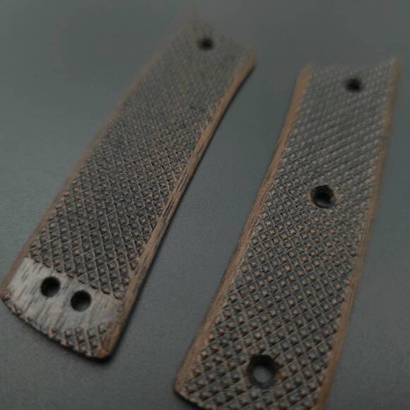 Chaves Scapegoat Street maple handle scales - Classic V2 Dark / hand-painted
