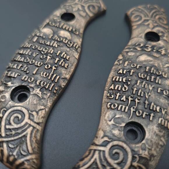 Spyderco Mule Team/2 maple handle scales - Psalms 23:4 / hand-painted