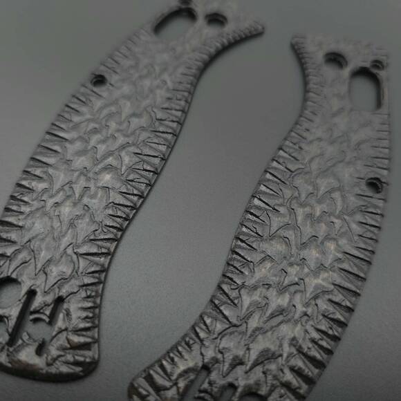 Shark Teeth Black - Spyderco D'Allara 3 Knife Scales by Svechnikov Knives