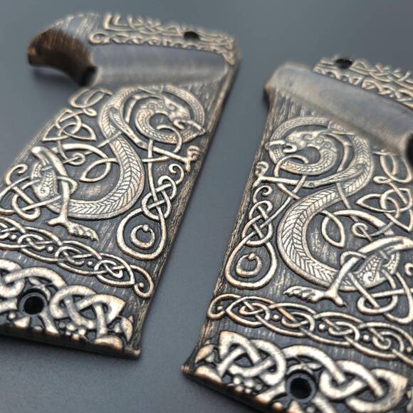 MAC Mle 1950 Trausch Maple Grips - Celtic Gates / Hand-painted