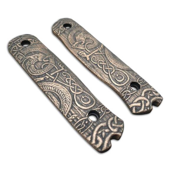 Fällkniven F1X maple handle scales - Celtic Gates (3169) / hand-painted