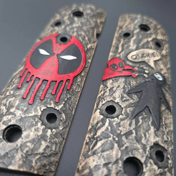1911 full-size Magwell maple grips - Deadpool / hand-painted