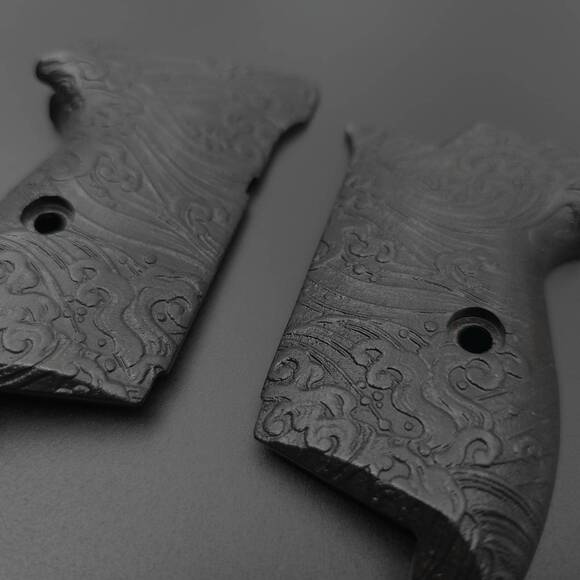 Fort 9 Maple Grips - Japan Wave Black / Hand-painted