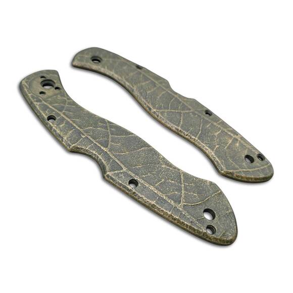 Spyderco Civilian maple handle scales - Leaf Dark Green / hand-painted