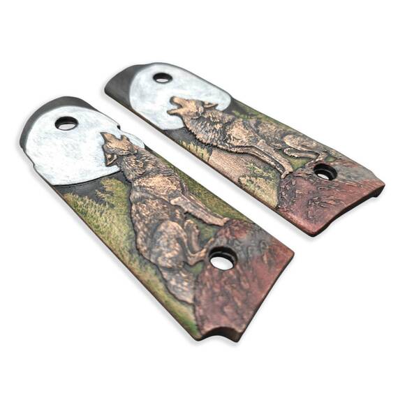 1911 Compact-Size Magwell Maple Grips - Moon Wolf / Hand-painted