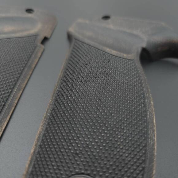 Old Classic (3169) - MAC Mle 1950 Trausch Grips