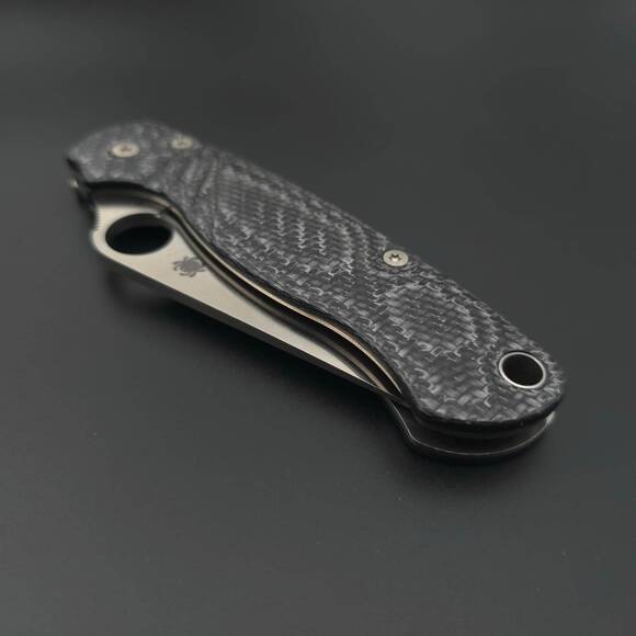 Spyderco Para Military 2 Cru-Wear Carbon Fibers handle scales - Traditional / hand-painted