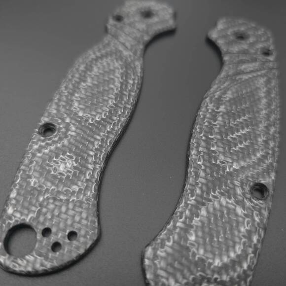 Spyderco Para Military 2 Cru-Wear Carbon Fibers handle scales - Traditional / hand-painted