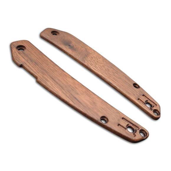 Spyderco Ikuchi walnut handle scales - Traditional / hand-painted