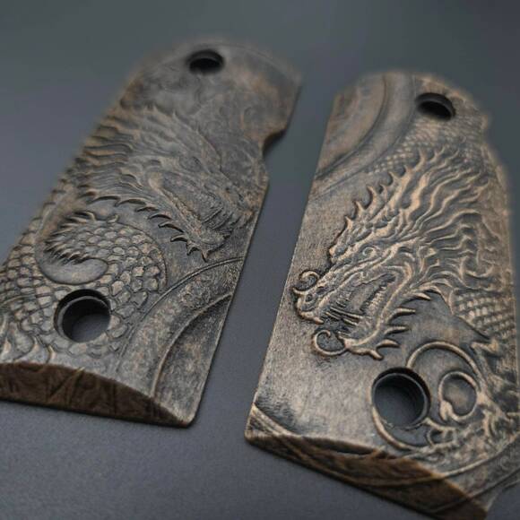Kimber Micro 9 maple grips - Yin Yang Dragon / hand-painted