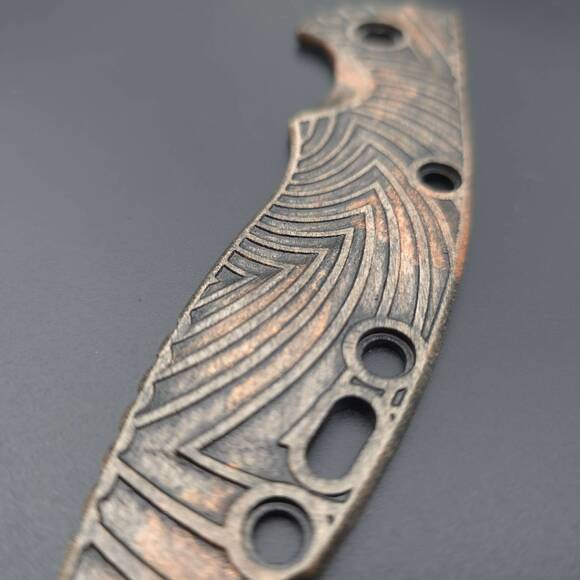 Hinderer XM-18 3.5 maple handle scales - Artefact Dark Bronze / hand-painted