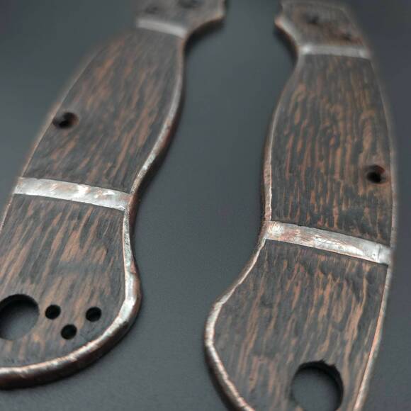 Spyderco Military 2 walnut handle scales - Black Sails by Artur Soikkeli