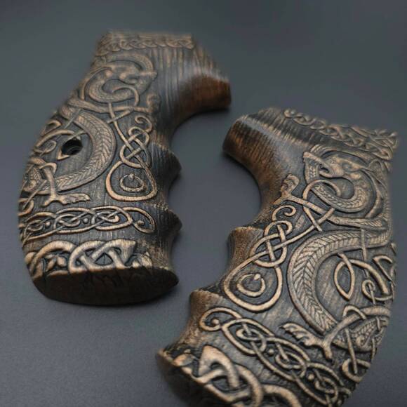 Smith And Wesson K/L frame Round Butt maple grips - Celtic Gates / hand-painted