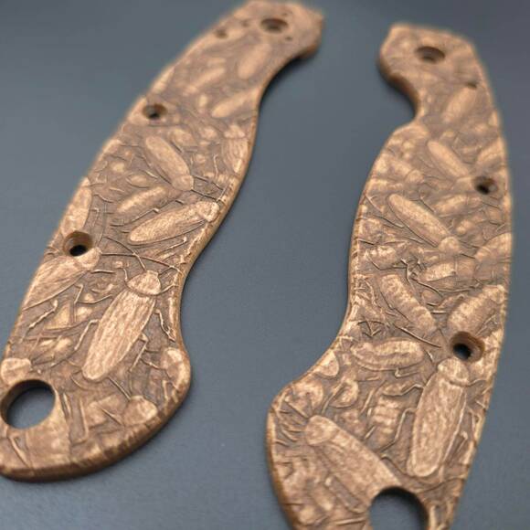 Spyderco Military maple handle scales - Kitchen Buddies (3166) / hand-painted