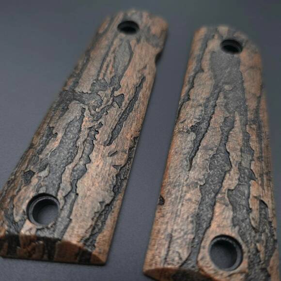 Browning 1911 22 / 380 maple grips - Roughness Bronze / hand-painted