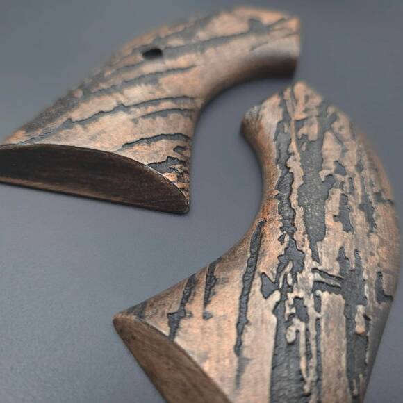 Ruger XR3-RED maple grips - Roughness Bronze / hand-painted