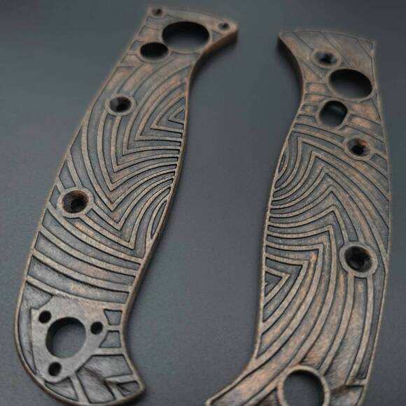 Spyderco Autonomy 2 maple handle scales - Textured V4 Dirty Bronze / hand-painted