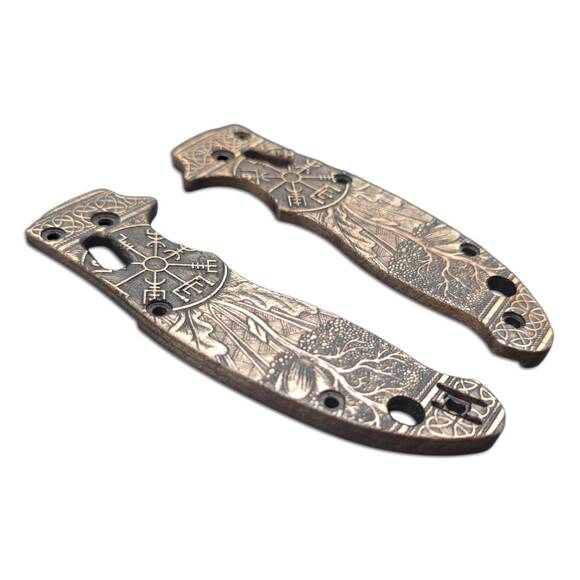 Spyderco Manix 2 Lightweight maple handle scales - Vegvisir V2 / hand-painted