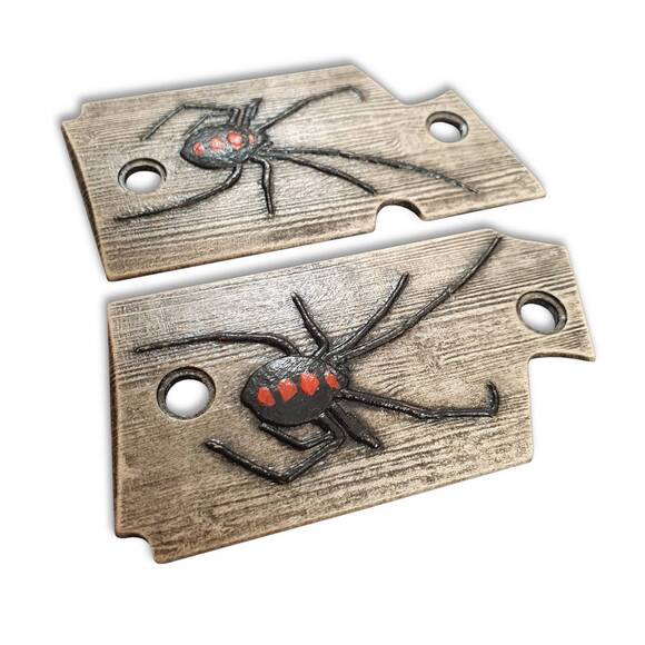 Springfield 911 9 Maple Grips - Black Widow / Hand-painted