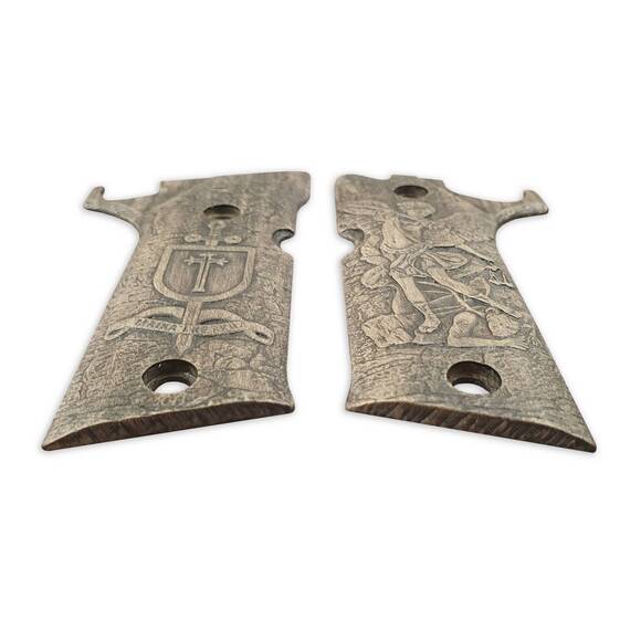 Beretta 92X Performance Maple Grips - Maika’i Ke Akua Black / Hand-painted