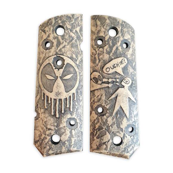 Deadpool Classic - 1911 Full Size Bobtail Grips