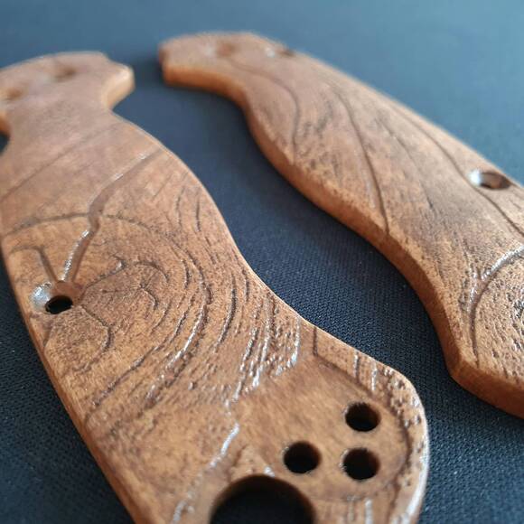 Spyderco Para Military 2 maple handle scales - Wood Bark (3166) / hand-painted