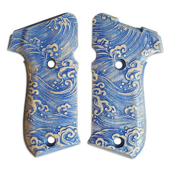 Sig Sauer P220 DAK maple grips - Japan Wave / hand-painted