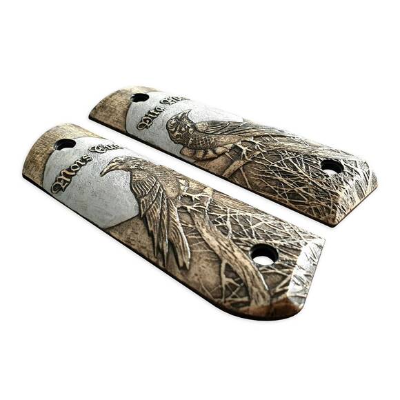 1911 Full-Size Round Butt Maple Grips - Moon Raven Mors Tua Vita Mea / Hand-painted