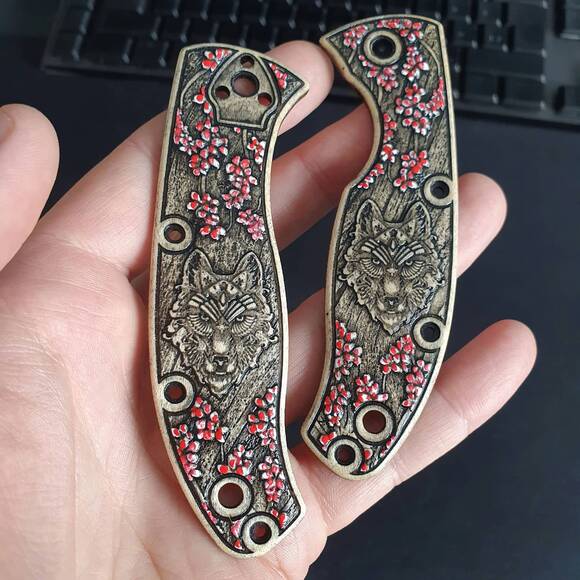 Sakura Wolves - Spyderco Tenacious Knife Scales by Svechnikov Knives