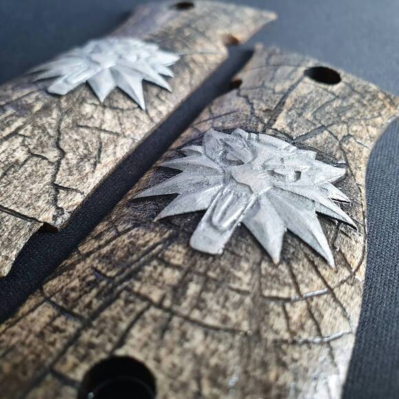 Witcher Medallion - CZC A01-LD, A01-SD Grips