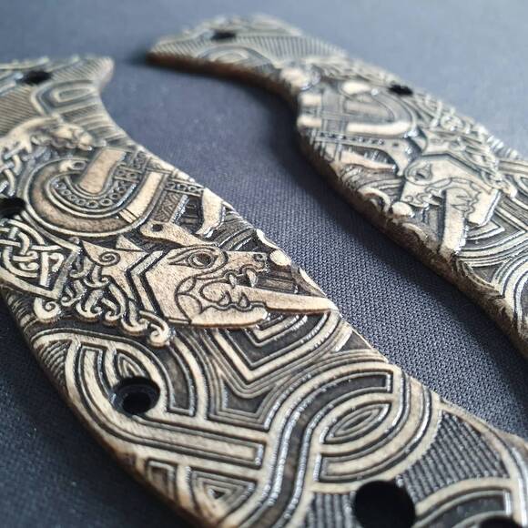 Celtic Heart Lefty Clip Down - Spyderco Tenacious Knife Scales by Svechnikov Knives