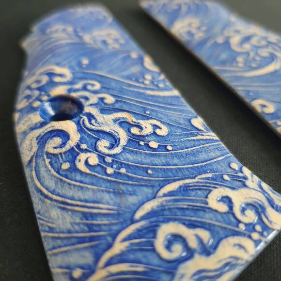 CZ Shadow 2 Maple Grips - Japan Wave / Hand-painted