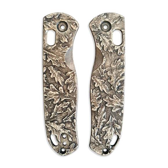 Kizer Drop Bear maple handle scales - Oak Leaves / hand-painted