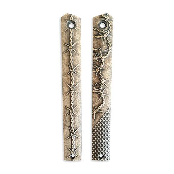 CRKT CEO Flipper maple handle scales - Outlaws / hand-painted