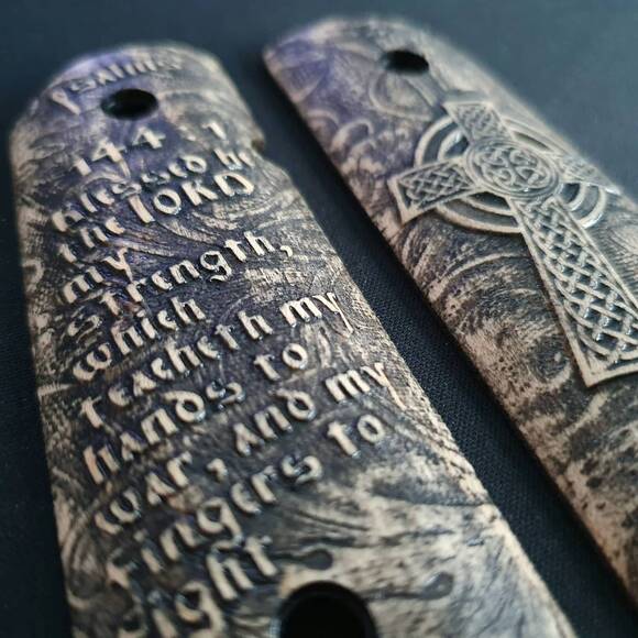 1911 Compact-Size Officers Maple Grips - Psalms 144:1 / Hand-painted