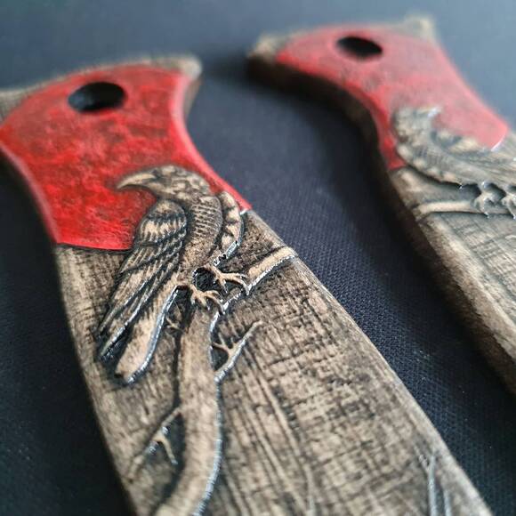 Kershaw XCOM maple handle scales - Red Raven / hand-painted