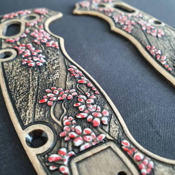 Sakura - Spyderco Manix 2 XL Knife Scales by Svechnikov Knives