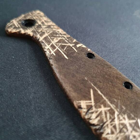 ESEE Zancudo maple handle scales - Scratches Dark / hand-painted