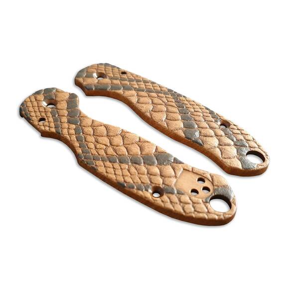 Spyderco Para 3 maple handle scales - Snake Skin Rattlesnake (3166) / hand-painted