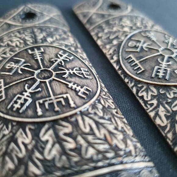 1911 Full-Size Maple Grips - Vegvisir / Hand-painted