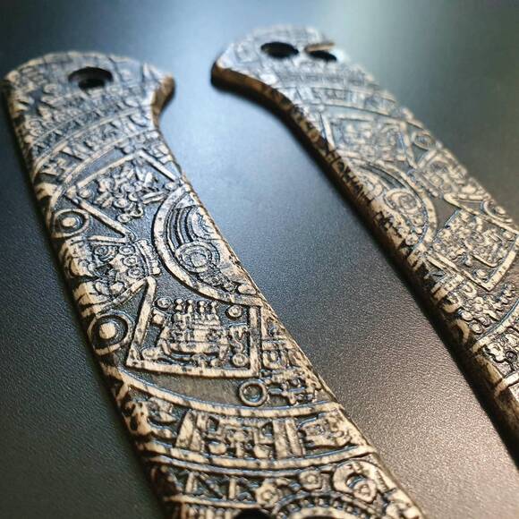 CIVIVI Conspirator maple handle scales - Aztec / hand-painted