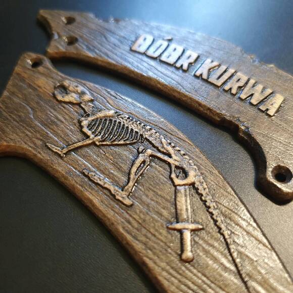 Extrema Ratio K-Talon maple handle scales - Bobr Kurwa / hand-painted