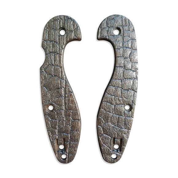 Burned - Spyderco Sliverax Knife Scales by Vladimir Svechnikov