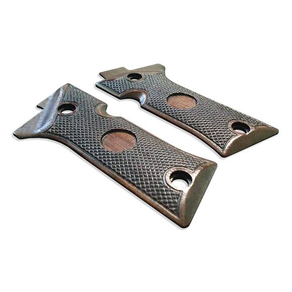 Beretta 80X Cheetah Walnut Grips - Classic V2 (15mm) Dark / Hand-painted