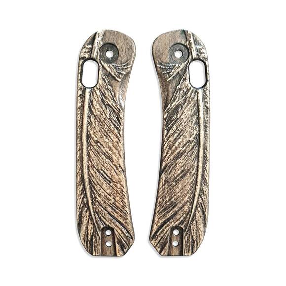Knafs Lander 3 maple handle scales - Feather / hand-painted